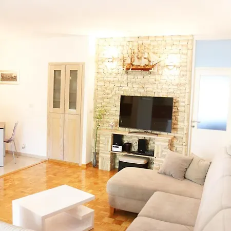 Bianca Apartment